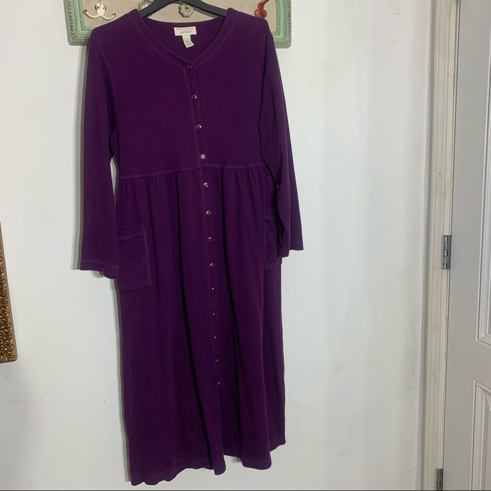 Vintage Lord and Taylor long sleeve cotton button front dress medium purple